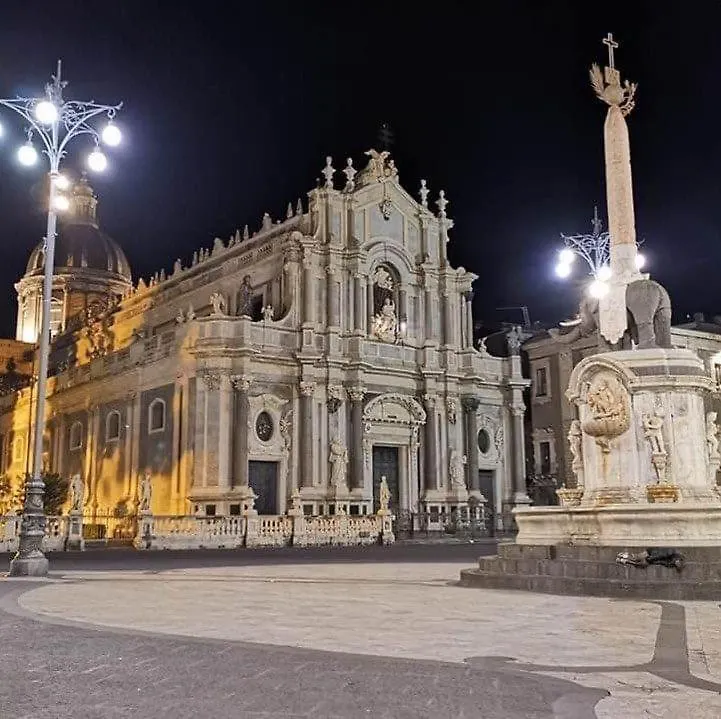 Semesterbostad Sweet Home Catania Historic Center