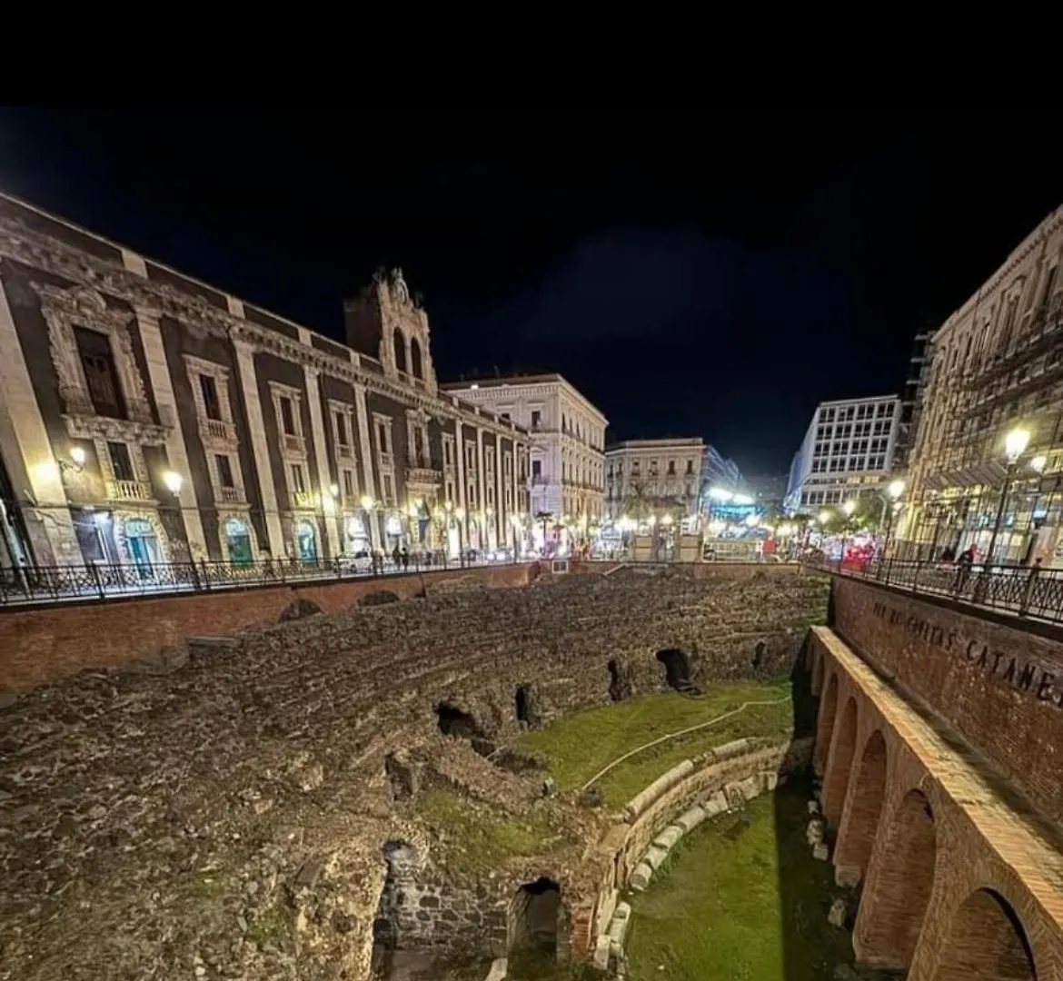 Semesterbostad Sweet Home Catania Historic Center